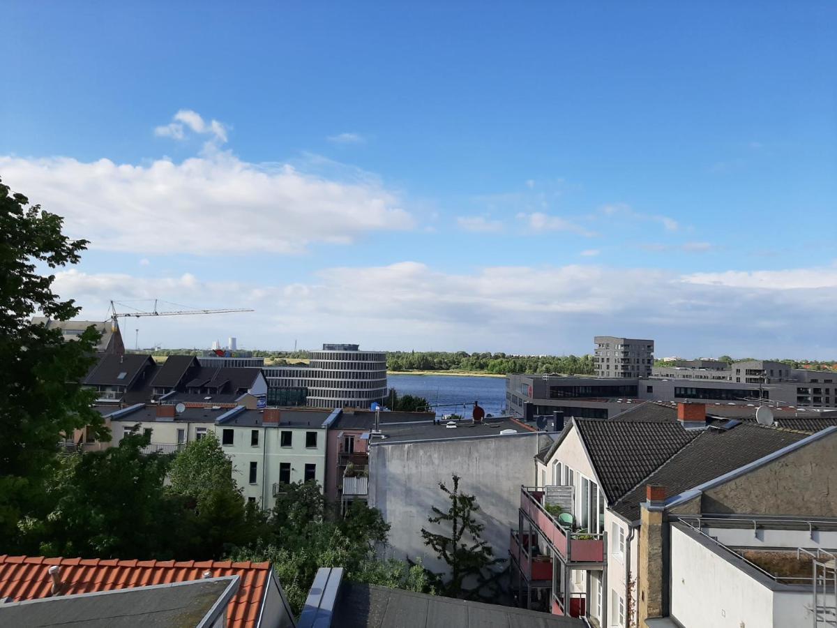 Ueber Den Daechern Der Altstadt Rostock Exterior photo